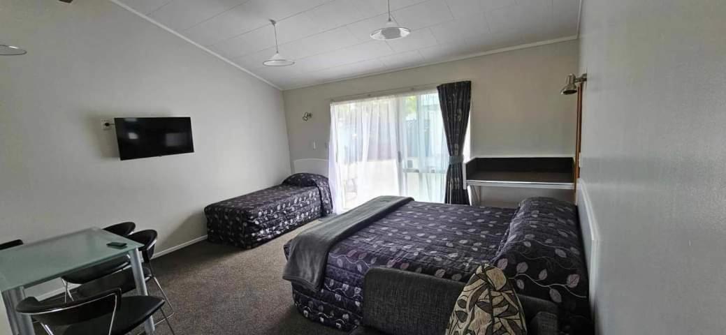 Sunnydays Motel Gisborne Bagian luar foto