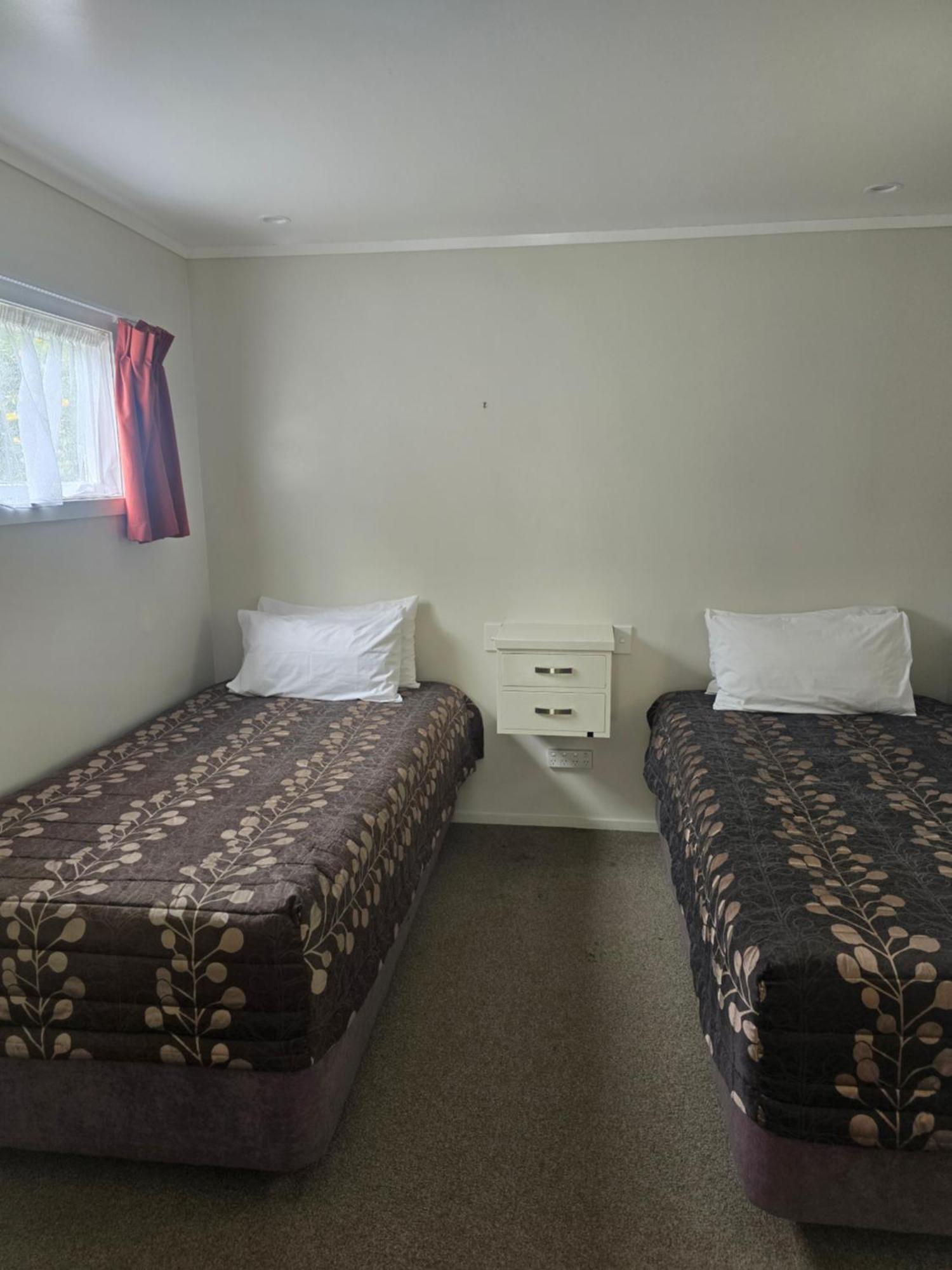 Sunnydays Motel Gisborne Bagian luar foto