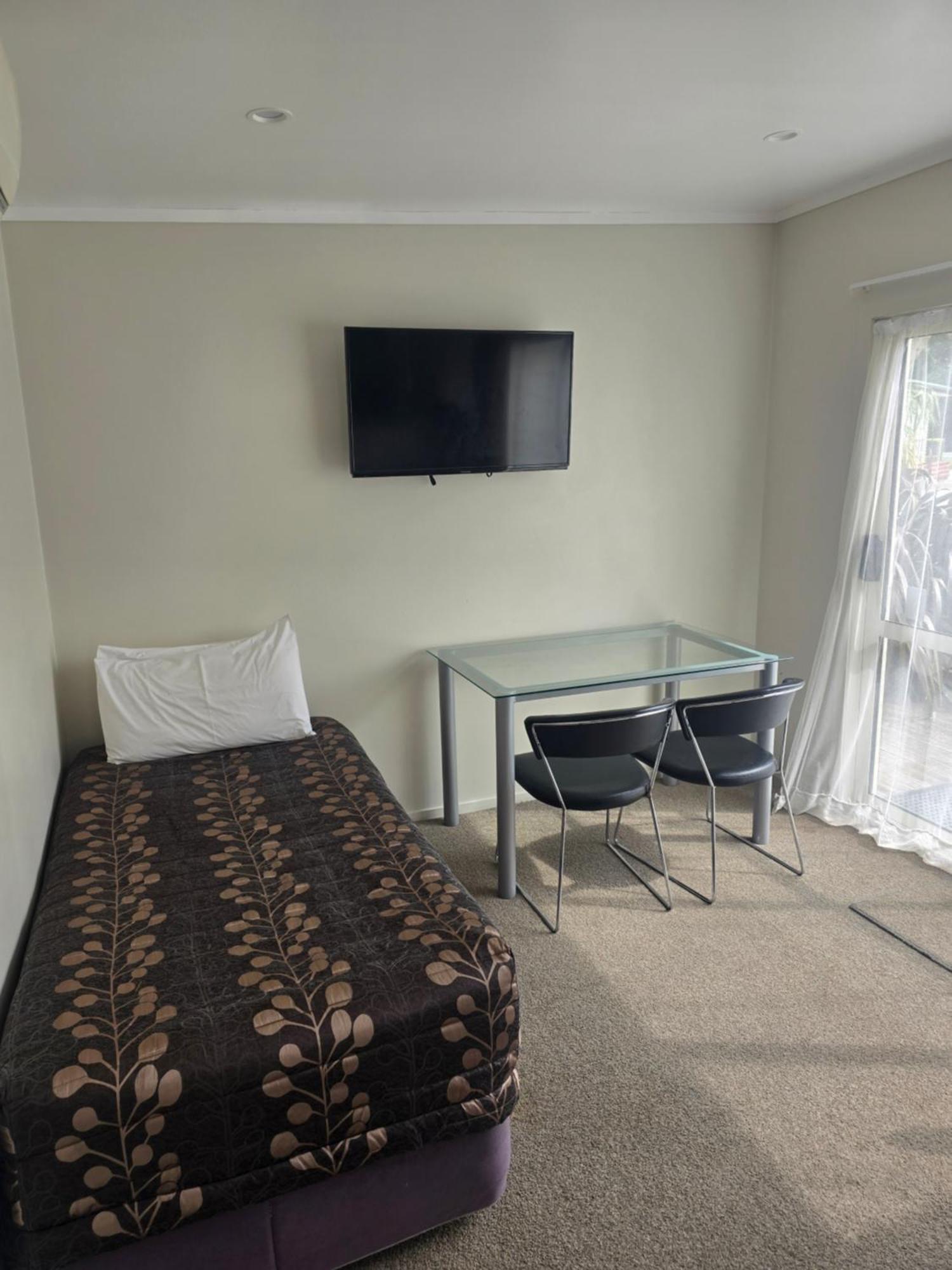 Sunnydays Motel Gisborne Bagian luar foto